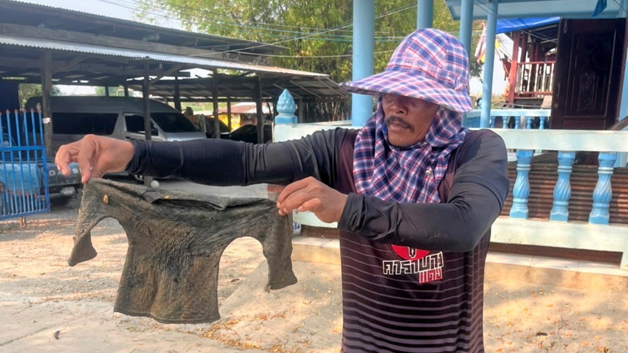 เจอ “เสื้อผ้าเด็ก” จมแม่นํ้าท่าจีน ส่งกองพิสูจน์หลักฐานตรวจยืนยัน