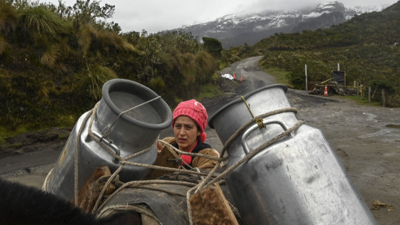 โคลอมเบียอพยพประชาชน 2,500 ครัวเรือน หนีภูเขาไฟปะทุ
