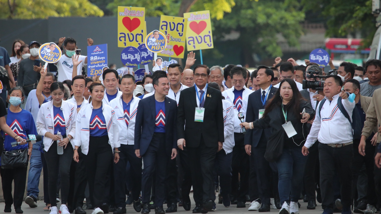 เลือกตั้ง 66 : กกต. ย้ำ 10 ข้อ ผู้สมัคร ส.ส. ห้ามทำ หาเสียงเลือกตั้ง 