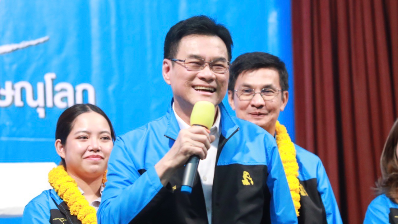 เลือกตั้ง 66 : “จุรินทร์” ยัน ปชป. ไม่เอาระบอบประธานาธิบดี ไม่ขอวิจารณ์วาระ “บิ๊กตู่”