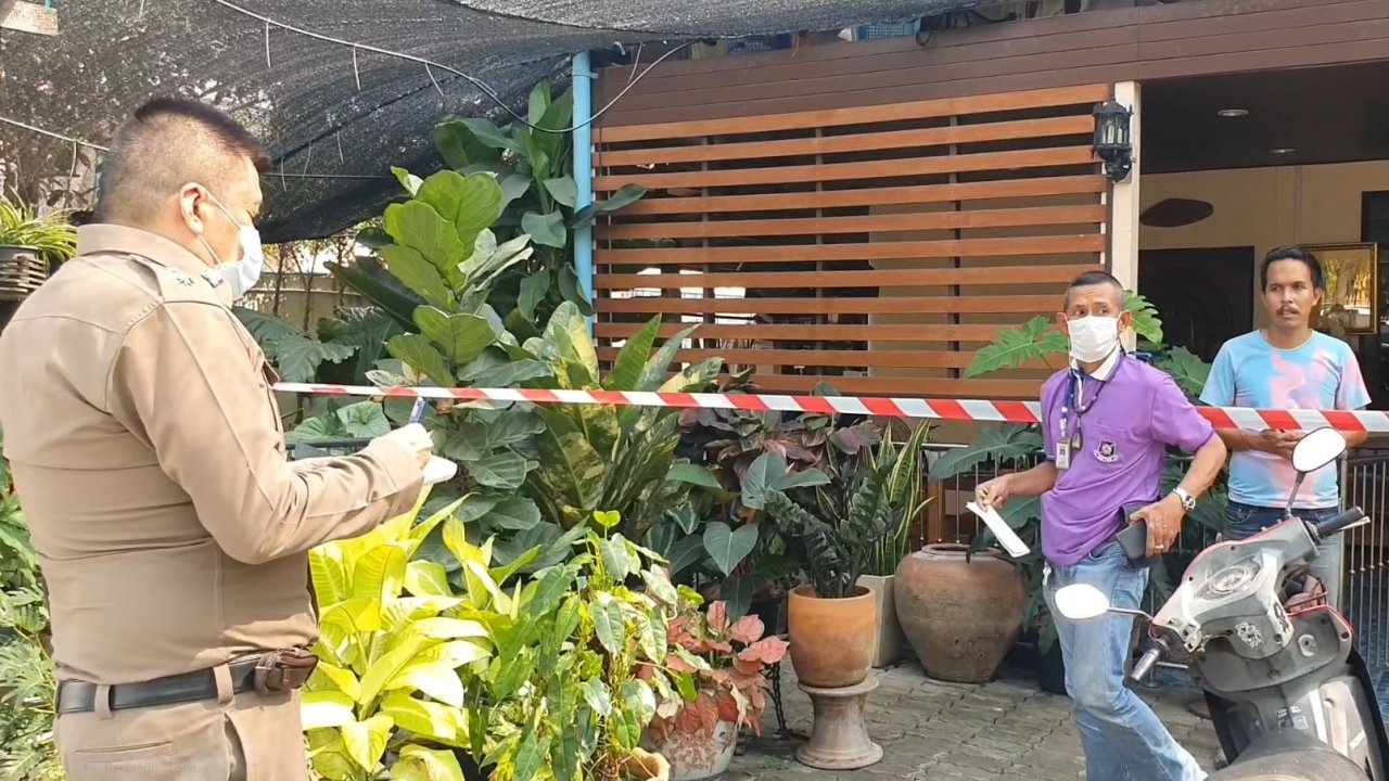 เสี่ยนามสกุลดัง พี่ชายอดีต ส.ส.ยิงตัวตายในบ้านพักที่ปทุมฯ ปมเครียดโรครุม