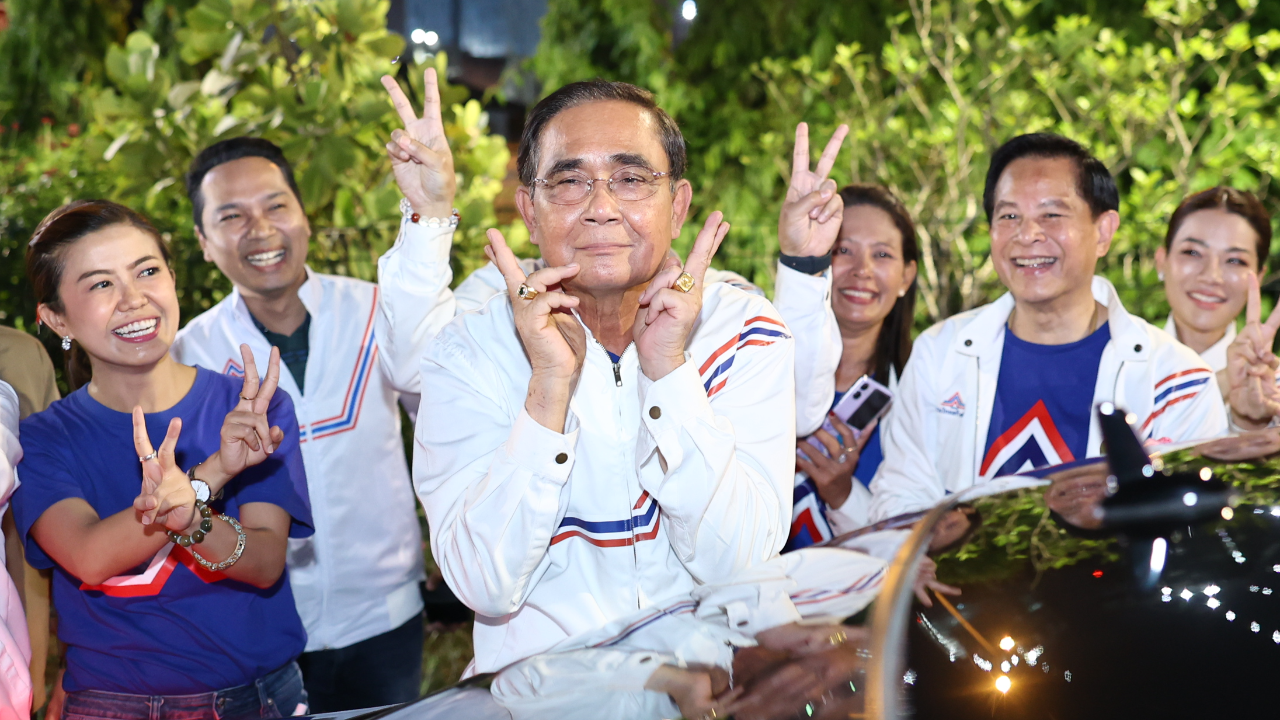 เลือกตั้ง 66 : ชาวบ้านอยากฟัง “บิ๊กตู่” ปราศรัย พรรคเตรียมจัดคิวพบปะประชาชนเร็วๆ นี้