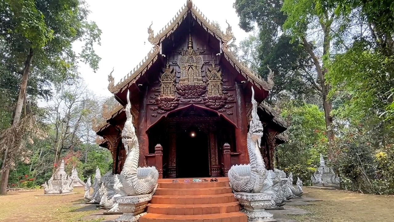 ตะลึง วัดกลางป่า 700 ปี