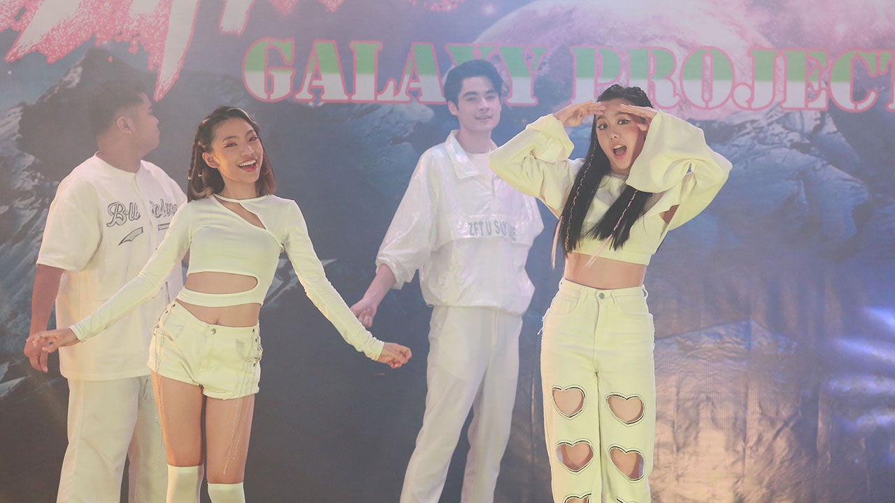 ครูเพ็ญศรีกับเลดี้ปอบ EP.12 อ๊ะอาย-ตาออม 4EVE นำทีมขึ้นเวทีตามฝัน โชว์สเตปแดนซ์