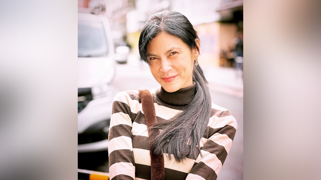 ปิ่น เก็จมณี ยิ้มสดใสโพสต์ภาพคู่พี่ชาย ทำคนฮือฮาหล่อสวยทั้งบ้าน