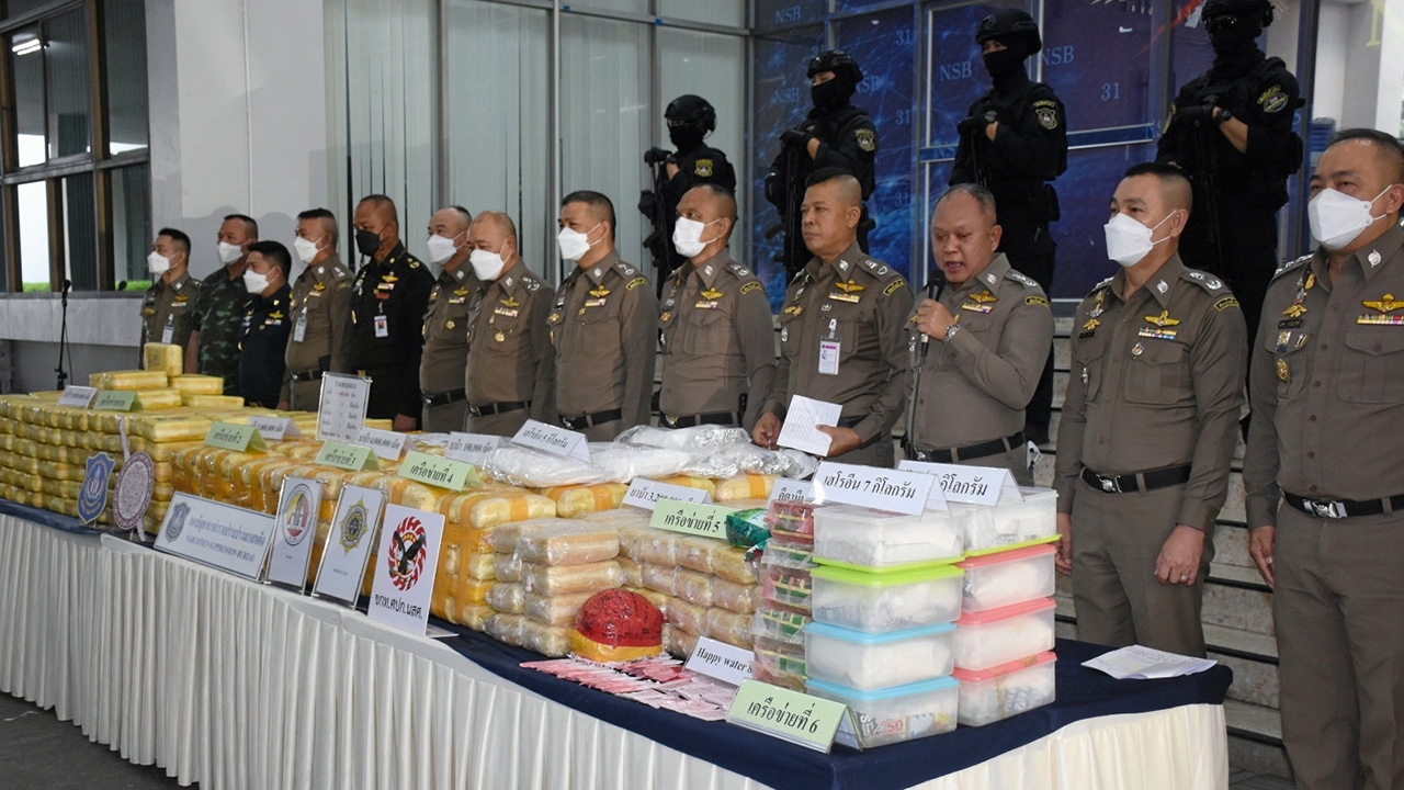 ดักจับ 6 แก๊งยานรก ใช้รถยนต์ขนซุกหลบตา ตำรวจเผยสงกรานต์ด่านตรวจเข้ม