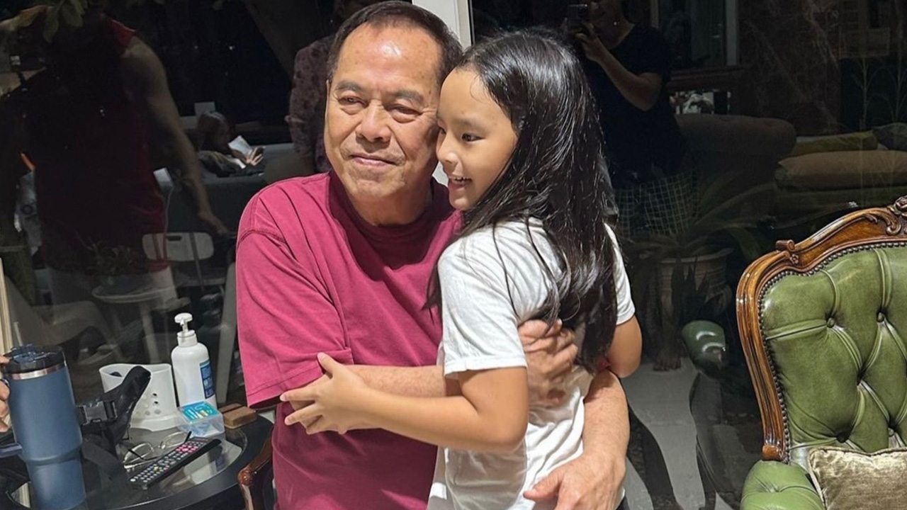 ปู่ไพวงษ์ เผยภาพชื่นใจ น้องปีใหม่ ทายาทโบนันซ่า มาหาถึงบ้านกอดกันแน่นสุด 