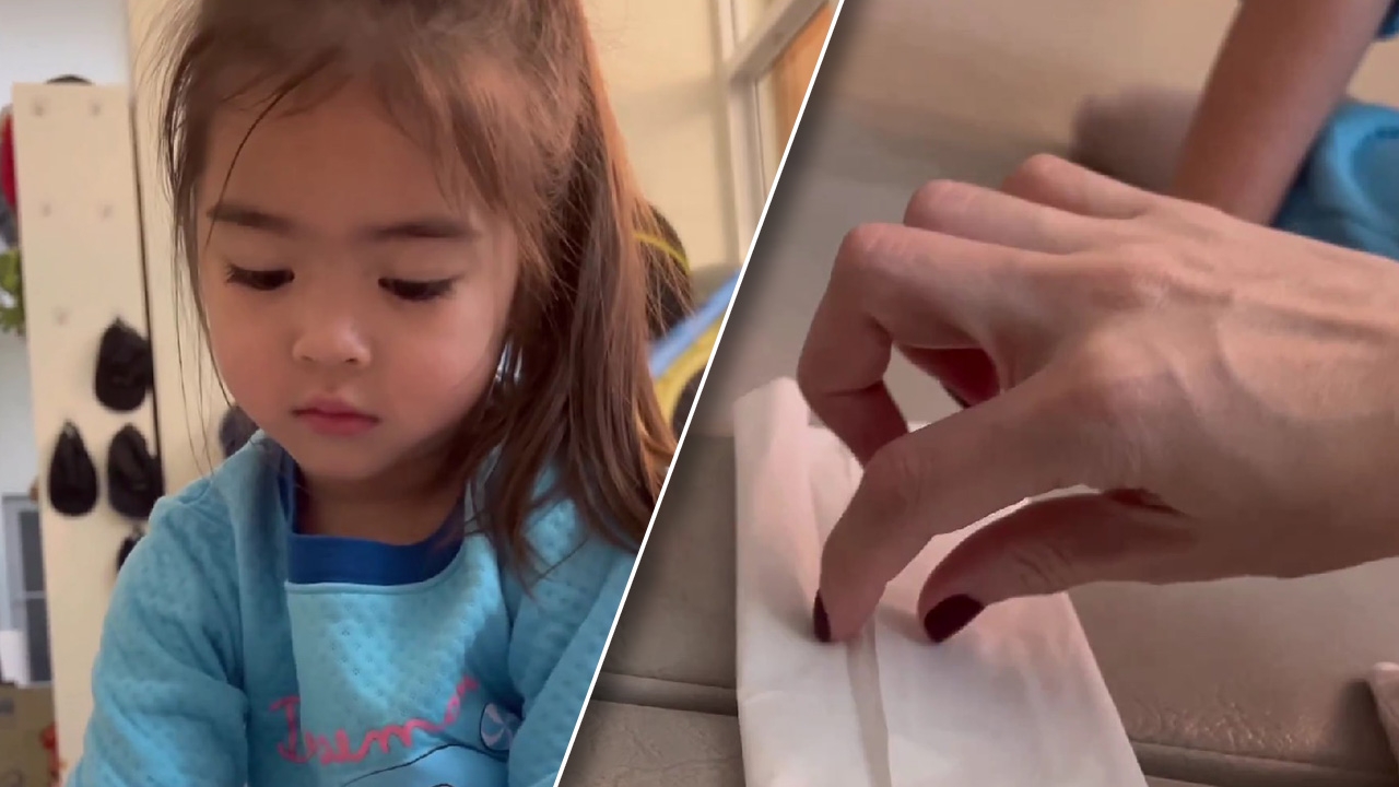น้องเดมี่ หยิบของขวัญห่อทิชชูให้ ลีเดีย แต่พอเปิดดูทำแม่ร้องกรี๊ด (คลิป)