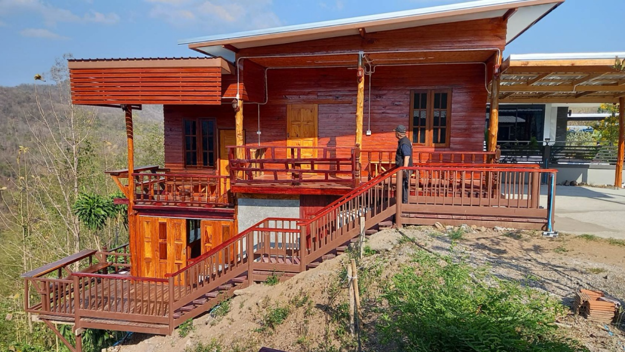 บิ๊กช้างบุกจับนายทุน สร้างบ้านหรู ร้านกาแฟ รุกป่าเขาค้อ