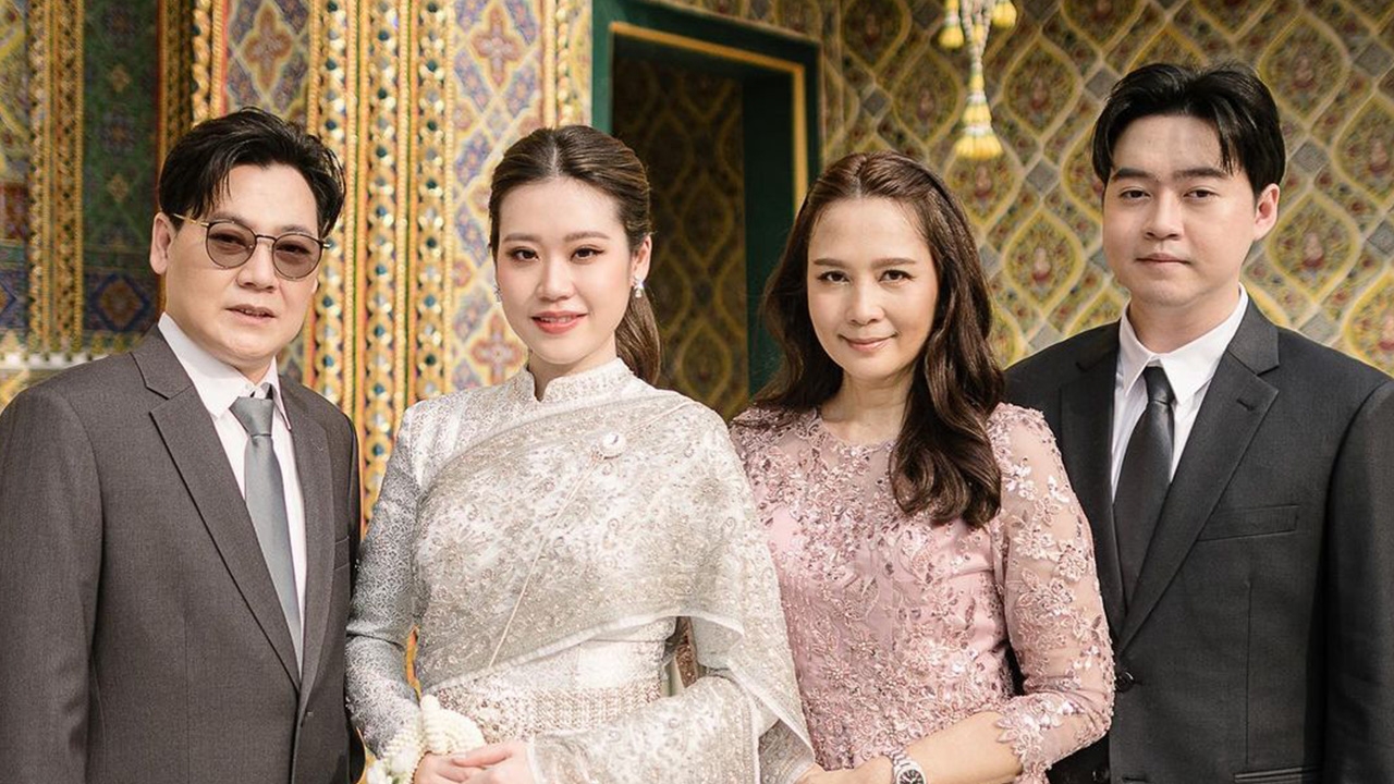 จินนี่ ลูกสาว ใหญ่ ฝันดี โพสต์ซึ้งถึงพ่อแม่ อ่านแล้วน้ำตาจะไหล 