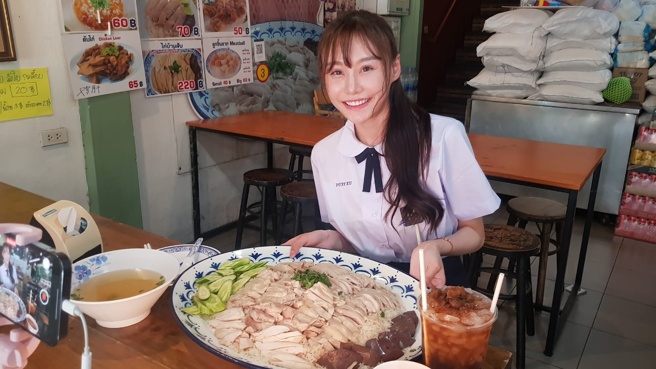 สาวสวยไต้หวัน ใช้เวลา 35 นาที กินข้าวมันไก่ไจแอนท์ เป็นผู้พิชิตคนที่ 37