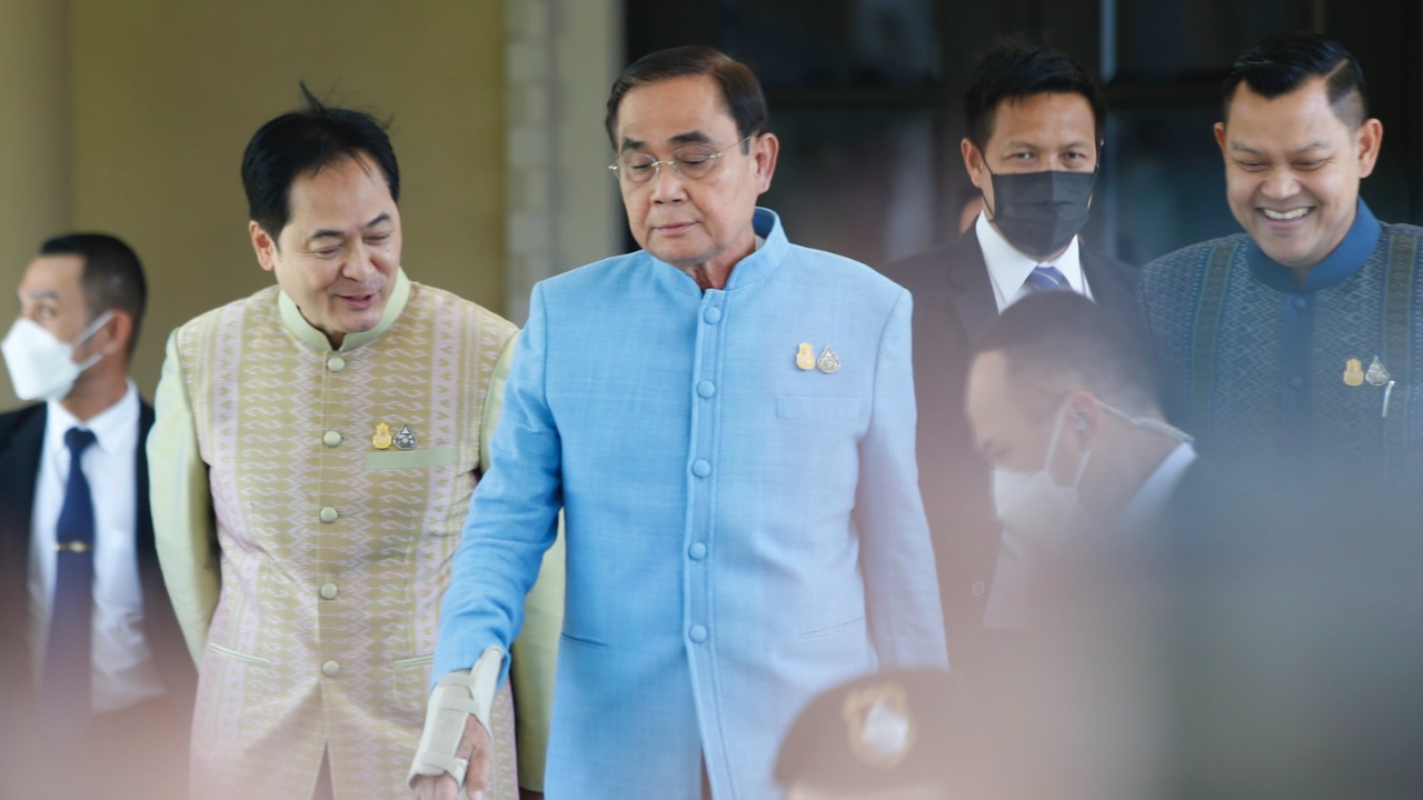 “บิ๊กตู่” สั่ง วงครม. ยกระดับแก้ฝุ่นละออง ย้ำทุกกระทรวงเร่งหาทางแก้ปัญหา