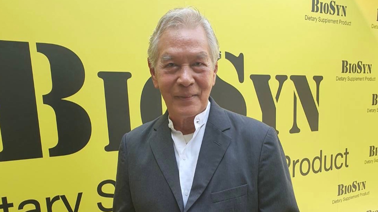 หล่ออมตะ หนิง นิรุตติ์ ไม่ยอมเกษียณลาวงการ จนกว่าไม่มีคนจ้างงาน