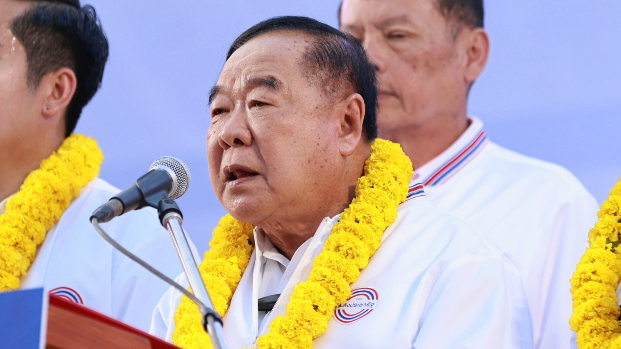 เลือกตั้ง 2566 : พปชร.ส่ง “บิ๊กป้อม” ชิงนายกฯ คนเดียว ตั้งเป้า ส.ส.เขต 100 คน