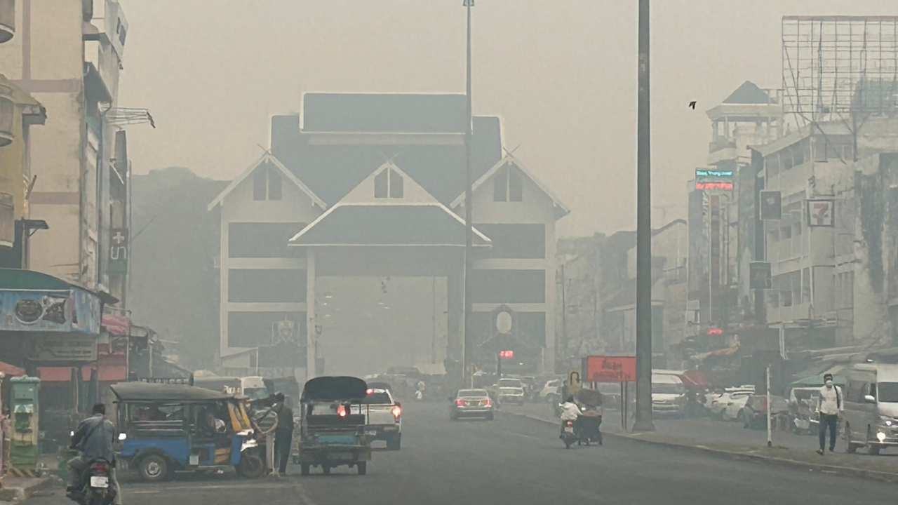 PM 2.5 แม่สายวิกฤติหนัก ชาวบ้านไม่ทน นัดใส่แมสก์ชุมนุมบ่าย 2 ลานที่ว่าการอำเภอ