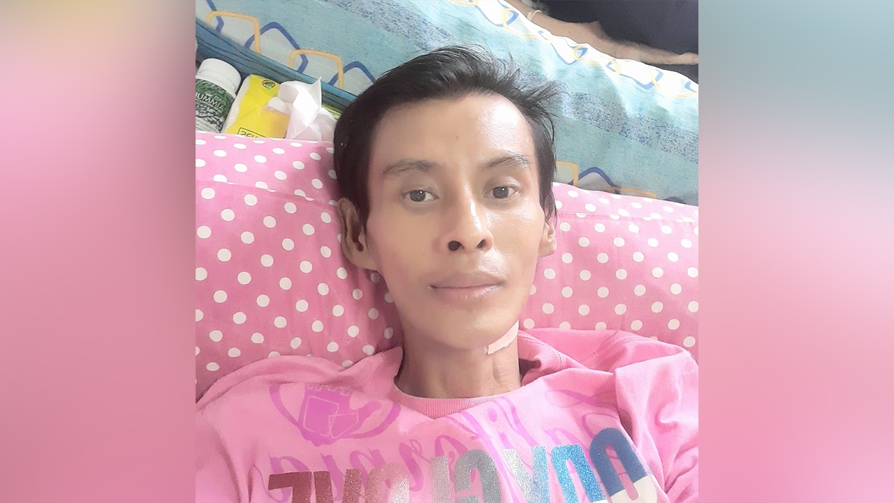 เปิดภาพ ธีร์ ภูมิธนะวัชร์ ที่เคยป่วยหนักจนซูบผอม ตอนนี้หายกลับมาหล่อเหมือนเดิม