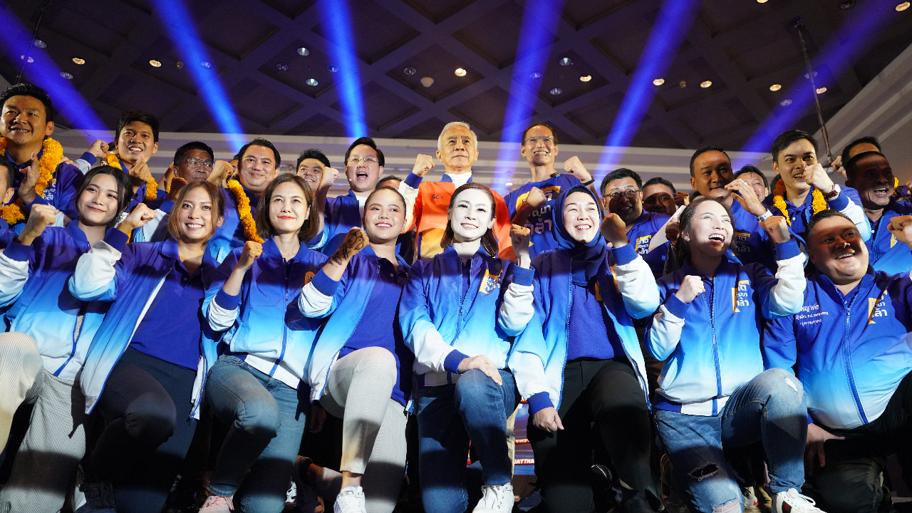 "ชาติพัฒนากล้า" เปิดตัว 33 ผู้สมัคร ส.ส.กทม. "สุวัจน์" มั่นใจ ปักธงได้