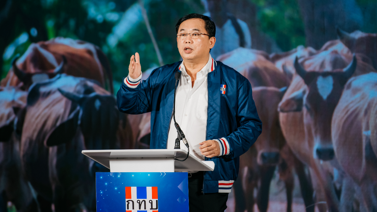 "อนุชา" ชวนมารวย สมาชิกกองทุนหมู่บ้านร่วมโครงการ "โคล้านครอบครัว"