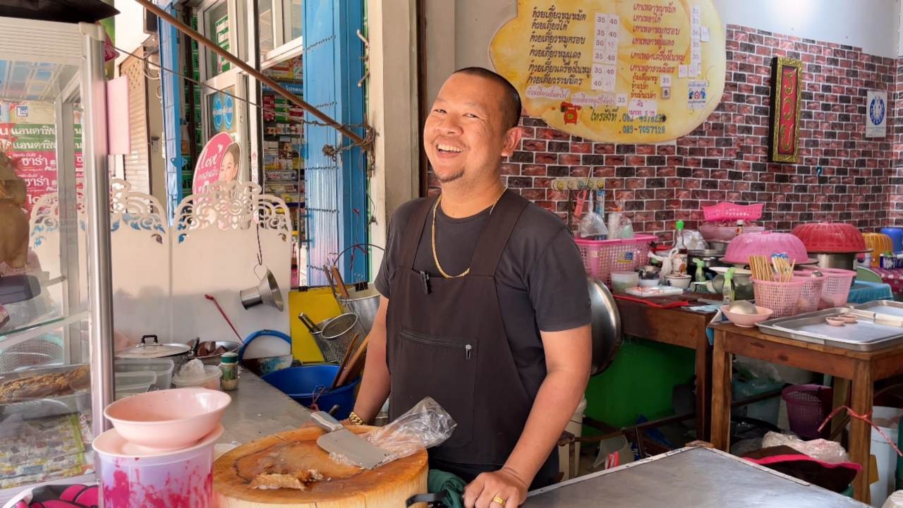 เปิดใจ "พ่อค้าร้านข้าวมันไก่" งัดกลยุทธ์หลอน ใช้แอปฯ "กระสือ" เรียกลูกค้า