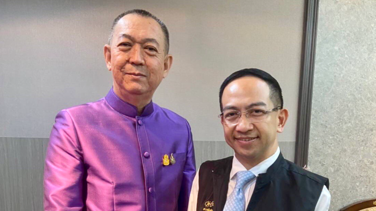 เข้าซบ ปชป. “ปรพล” ดอดพบ “เฉลิมชัย” สมัครเป็นสมาชิกเมื่อวานนี้