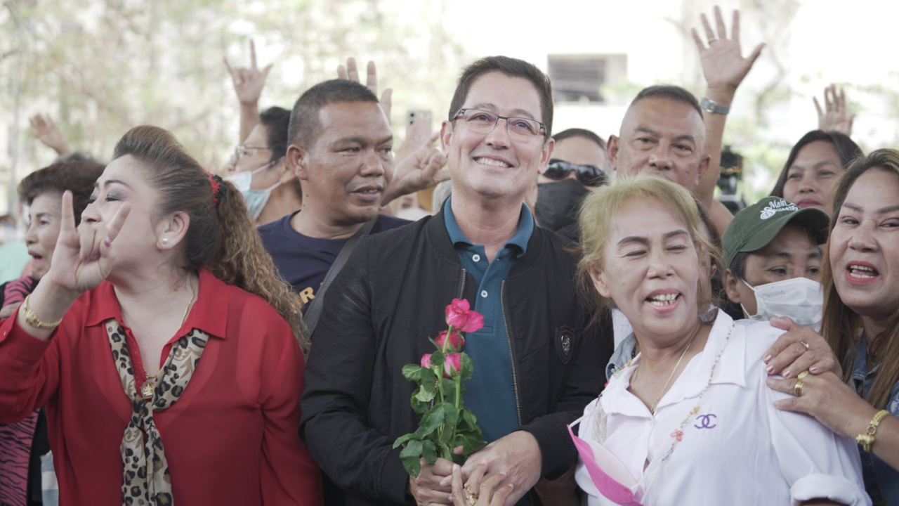 "อนุดิษฐ์" ลาออกเพื่อไทย ไม่ก้มหัวให้เผด็จการ คาดเปิดตัวกับ "เจ๊หน่อย" 