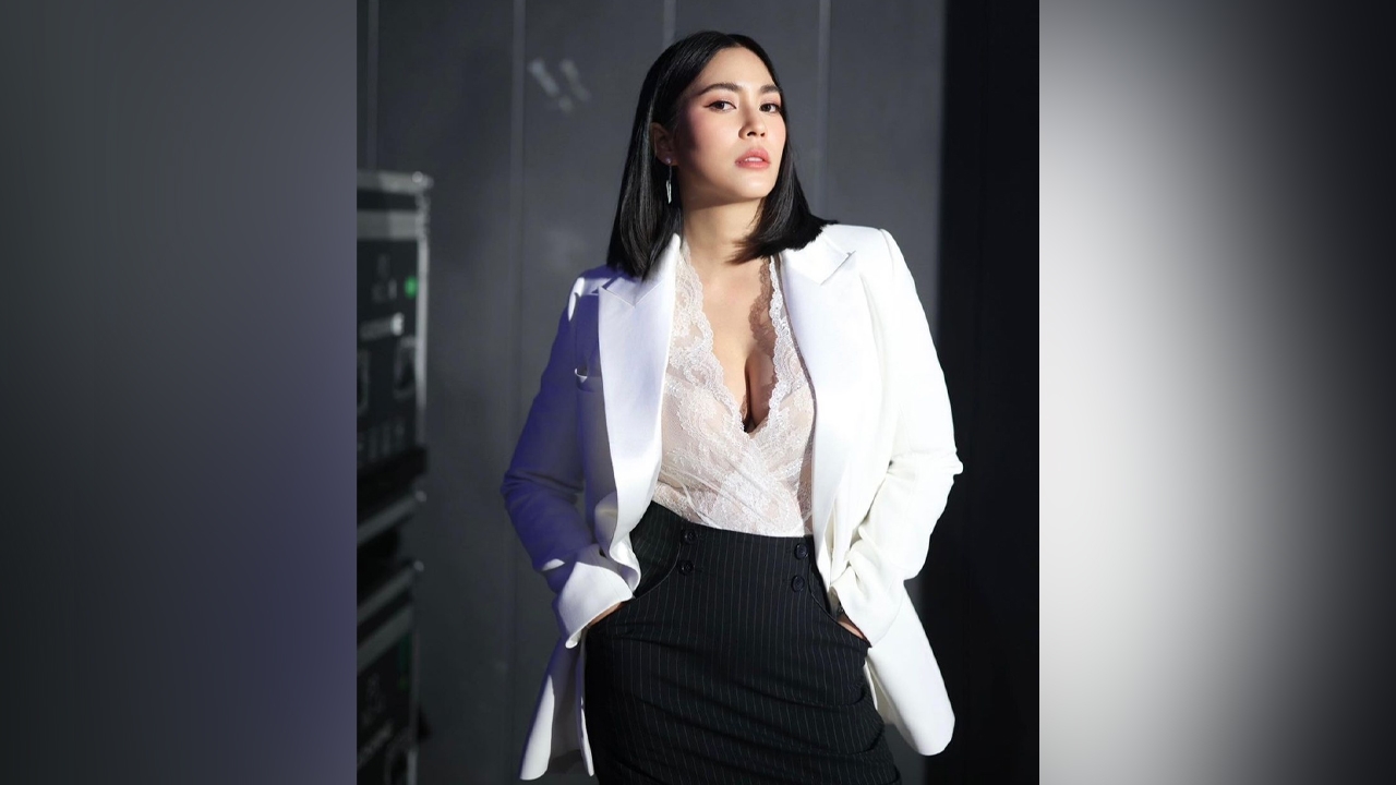 จุ๋ย วรัทยา อวดหุ่นสวยหลังคลอดลูกได้ 2 เดือน เซ็กซี่ตู้มต้ามไม่เบา