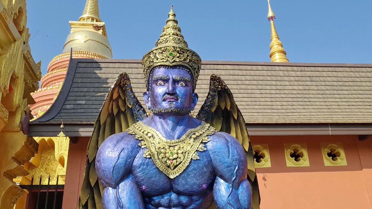 เปิดที่มา "รูปปั้นพญาปุริสาท" ของลับโผล่ในวัด หลังโซเชียลจวกเหมาะสมไหม