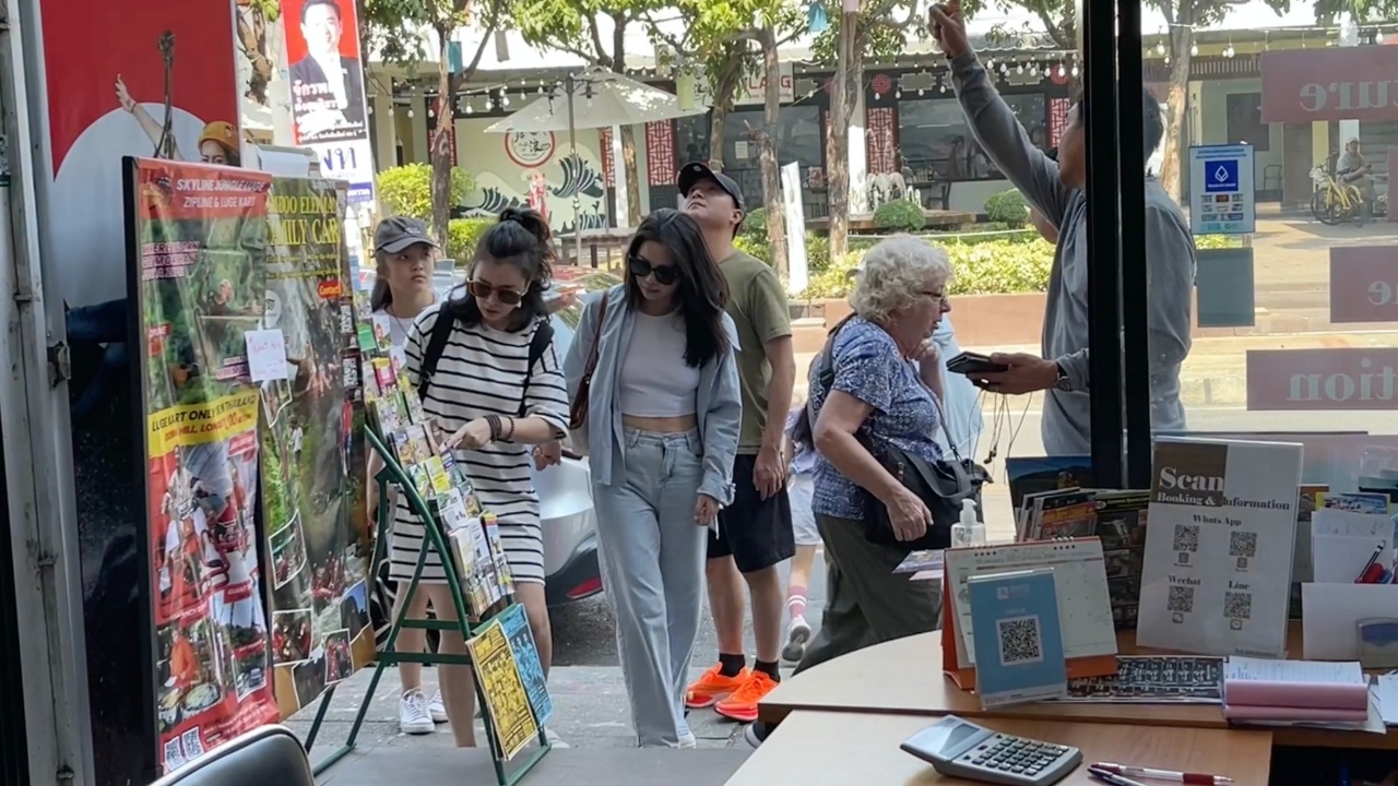 โต๊ะทัวร์หนักใจ ต่างชาติเปิดขายทริปทัวร์ทางออนไลน์ ตัดราคาแย่งลูกค้า