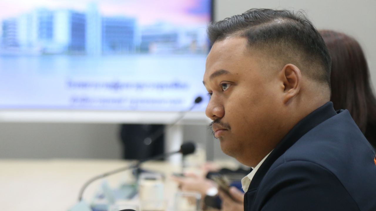 ก้าวไกลย้ำไม่จับมือพรรค “ลุงป้อม-ลุงตู่” 28 ม.ค. เปิดตัวผู้สมัครและนโยบาย