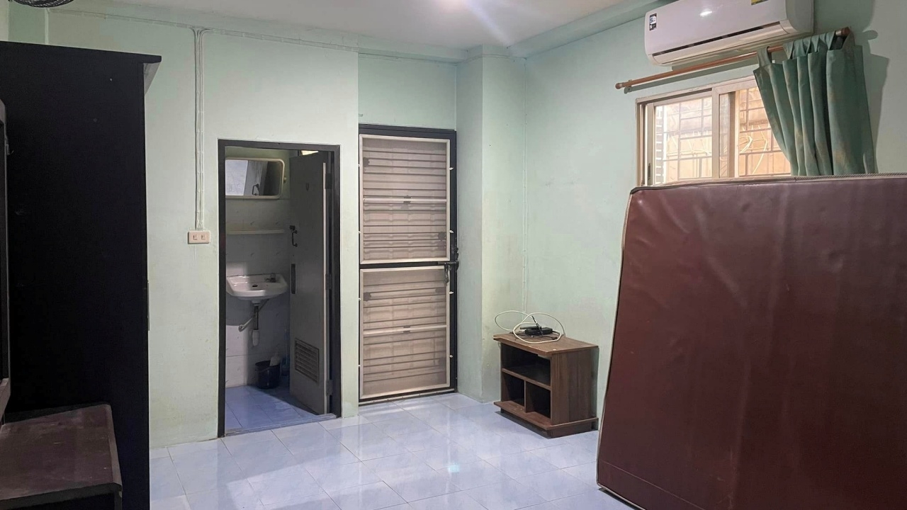 ทำเกินไปไหม สาวข้องใจ ย้ายออกจากห้องเช่า 7 ปี ถูกหักค่าทาสี เพราะห้องเสื่อมสภาพ