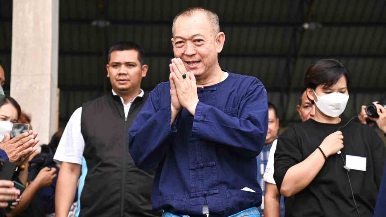 "เฉลิมชัย" รมว.เกษตรและสหกรณ์ ติวเข้มเทคโนโลยีลดต้นทุนการผลิตช่วยชาวนา