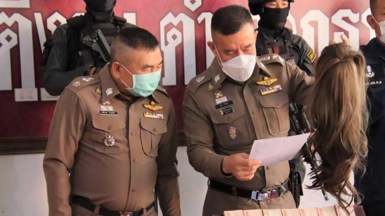 รวบแก๊งสาวแสบ ปลอมตัวใส่วิก เช่าฟอร์จูนเนอร์แล้วเชิด ส่งไปขายพม่า 