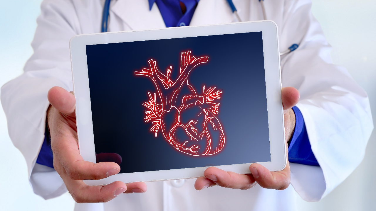 รู้จัก “มะเร็งหัวใจ” อาการเป็นอย่างไร รักษาได้หรือไม่