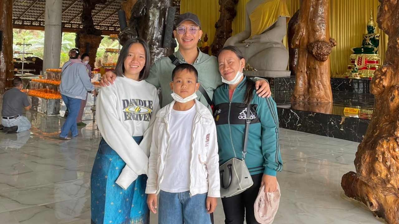 สุขใจ อบอุ่น น้องพีท เผยความรู้สึกได้กอดแม่จอย หลังพลัดพรากกว่า 20 ปี 