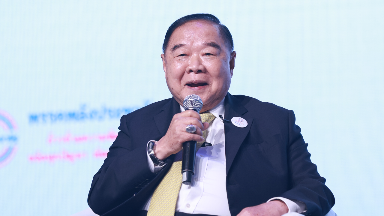 “บิ๊กป้อม” เปิดที่มา “ใจบันดาลแรง” ลั่นพร้อมเป็นนายกฯ ยัน 3 ป.ไม่แตก