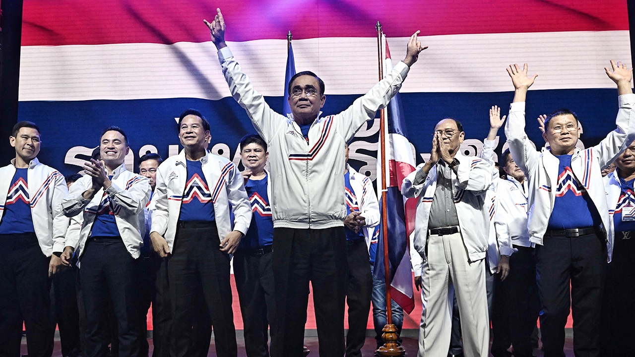 ร้อง กกต.สอบ พรรครวมไทยสร้างชาติเปิดตัว "บิ๊กตู่" ผิดกฎหมายเลือกตั้ง 5 ข้อ