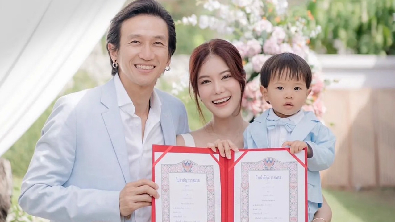 ลาแล้วนางสาว ก้อย รัชวิน เปลี่ยนใช้นามสกุลสามี ตูน บอดี้สแลม ฉลองวันเกิดวัย 39