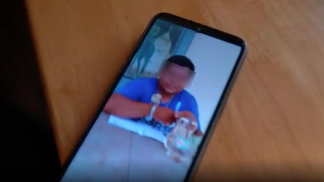 ครูอมนกเขาเด็กเกือบ 20 ราย ยังล่องหน หลังโดนหมายจับ เพื่อนวอนให้มอบตัว