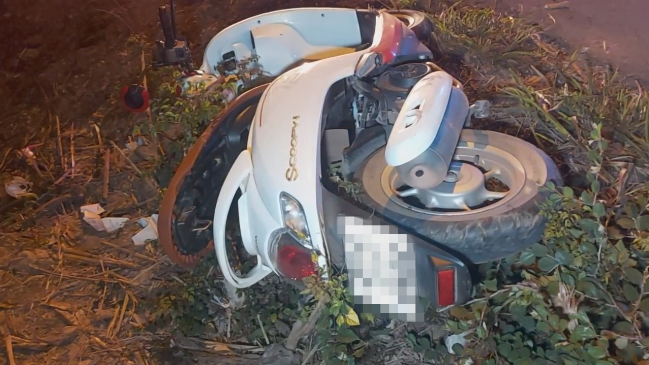 สลด สาว 16 ควบ จยย.ไปหาแฟน เสียหลักคว่ำ-หัวฟาดพื้นดับ