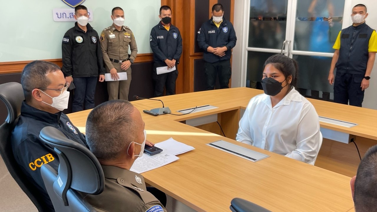 นุ่มนิ่ม ให้การ สอท.ก่อนวางเงิน 1 แสนประกันตัว ยันซีอีโอพรีมายาไม่ได้หลอก