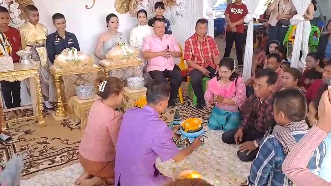 คู่รักชายรักชายวิวาห์ที่ชัยภูมิ ครอบครัวไม่กีดกัน เชื่อมั่นในรักแท้ทั้งคู่