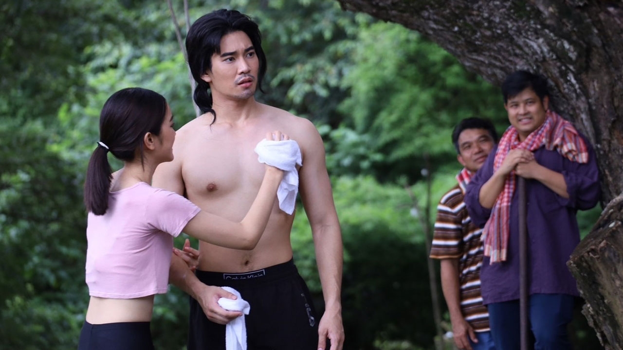 ยูโร โชว์หุ่นแซ่บ สาวกรี๊ดสนั่นไร่ พระพาย ยียวนชวนให้โมโห ใน "ฮักหลายมายเลดี้"