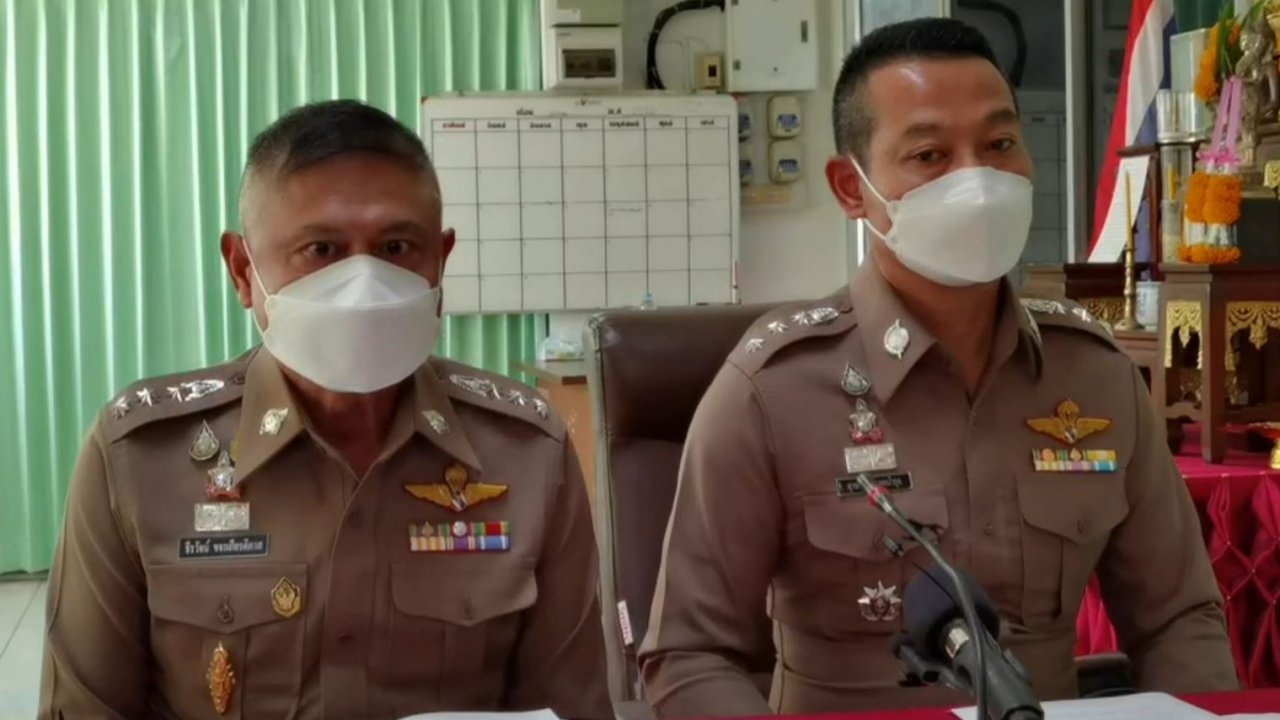 ตำรวจสิงห์บุรีแจงภาพ ตร.ตั้งวงดื่ม ชี้ มีสายข่าวซื้อมานั่งกินคุยกับ จนท.