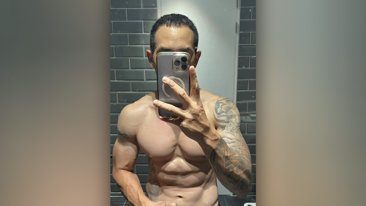 สาวเห็นแทบเป็นลม สงกรานต์ โพสต์รูปอวดซิกซ์แพ็กแน่น กล้ามแขนเป็นมัดๆ