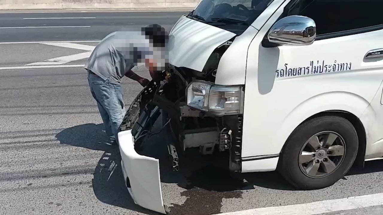 หนุ่มรถตู้กลับจากฉลอง ขับตามจีพีเอส แต่พาหลง บอกเลี้ยวขวา ชนขอบปูนใต้สะพานยับ