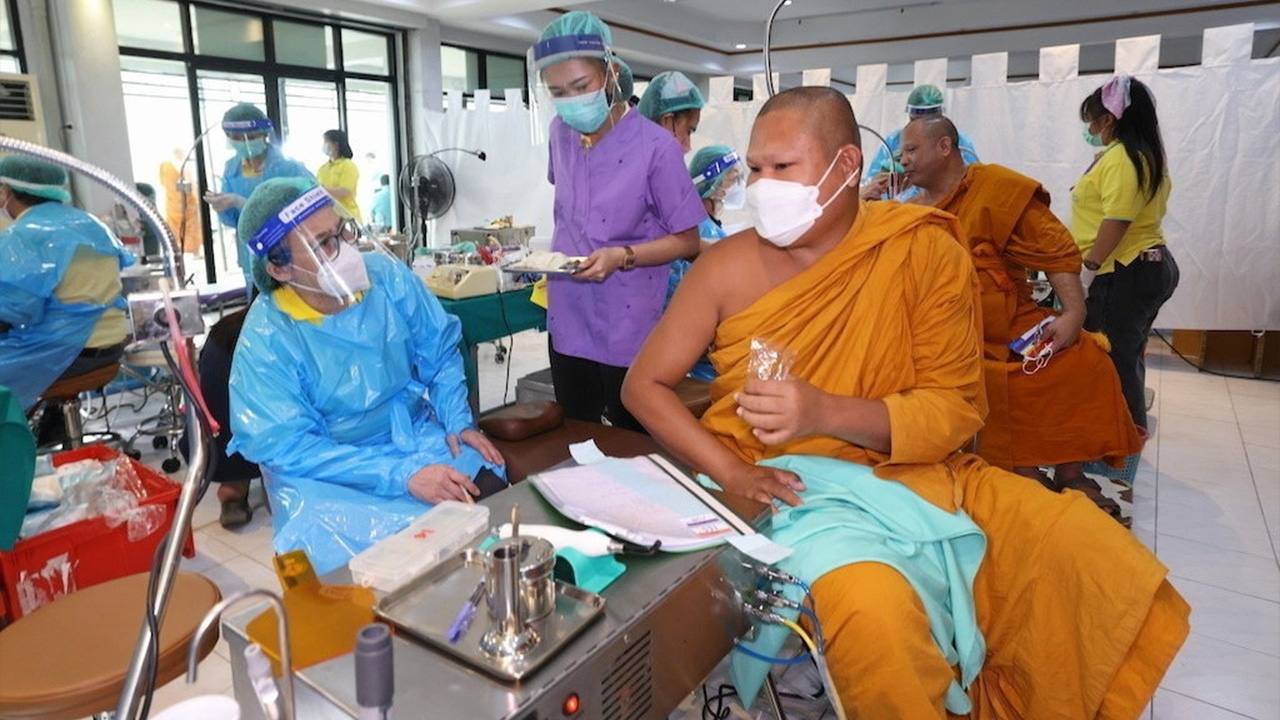 พลังแพทย์จิตอาสา เสริมแกร่งสาธารณสุข