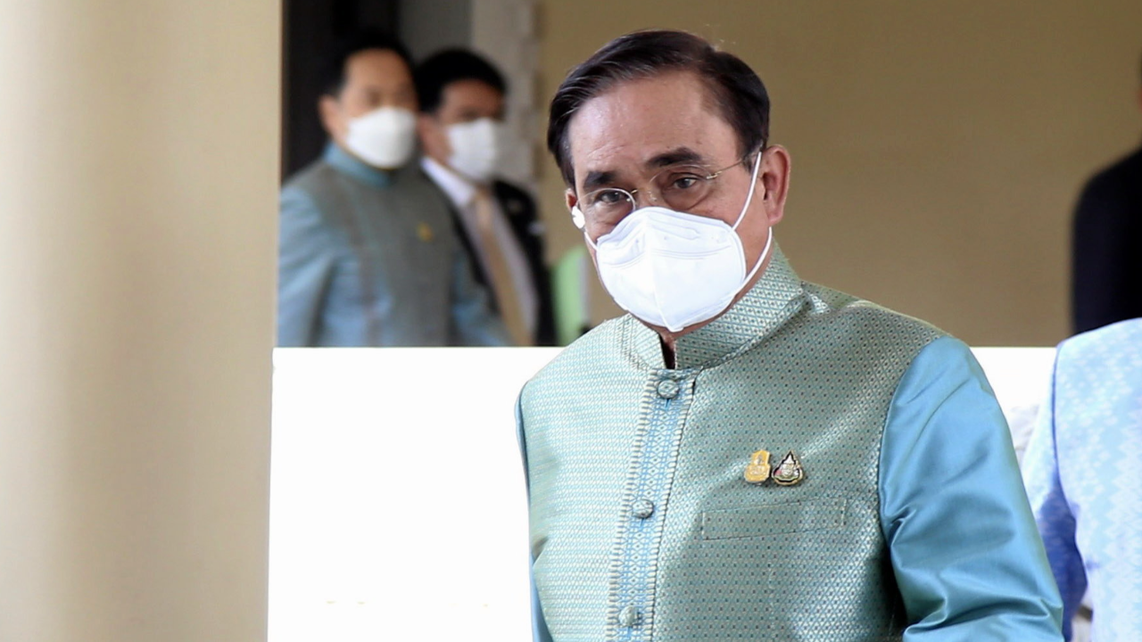 “ลุงตู่” ย้ำ รัฐบาลพยายามประคองประเทศให้เดินหน้า ส่วนวันอภิปรายรอวิปสรุป