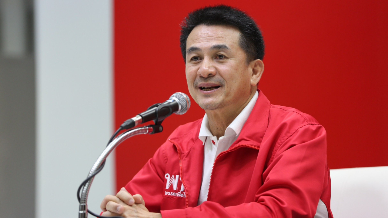 "ชลน่าน" หวั่น รัฐบาลยุบสภาหนีอภิปรายฯ ม.152 ไม่ปิดทาง จับมือ พปชร.