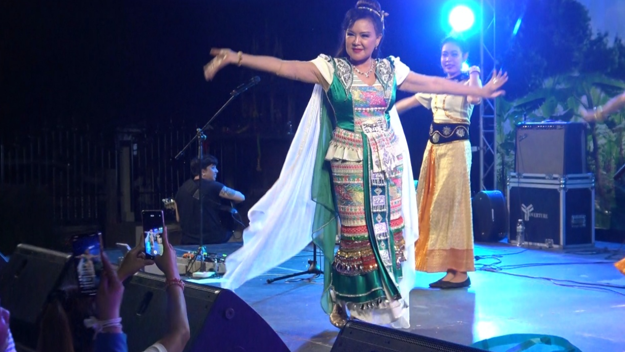 บานเย็น รากแก่น หายป่วยกลับมาแข็งแรง ขึ้นเวทีครั้งแรกรอบ 4 ปี 