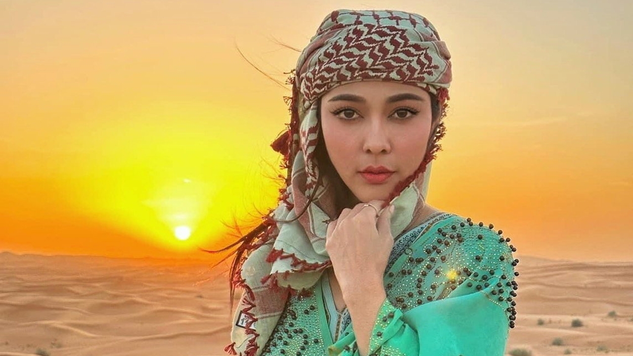 “จูน นาตาชา” นั่ง ฮ. ชมเมืองดูไบ รีวิวโสดแบบไม่เหงา